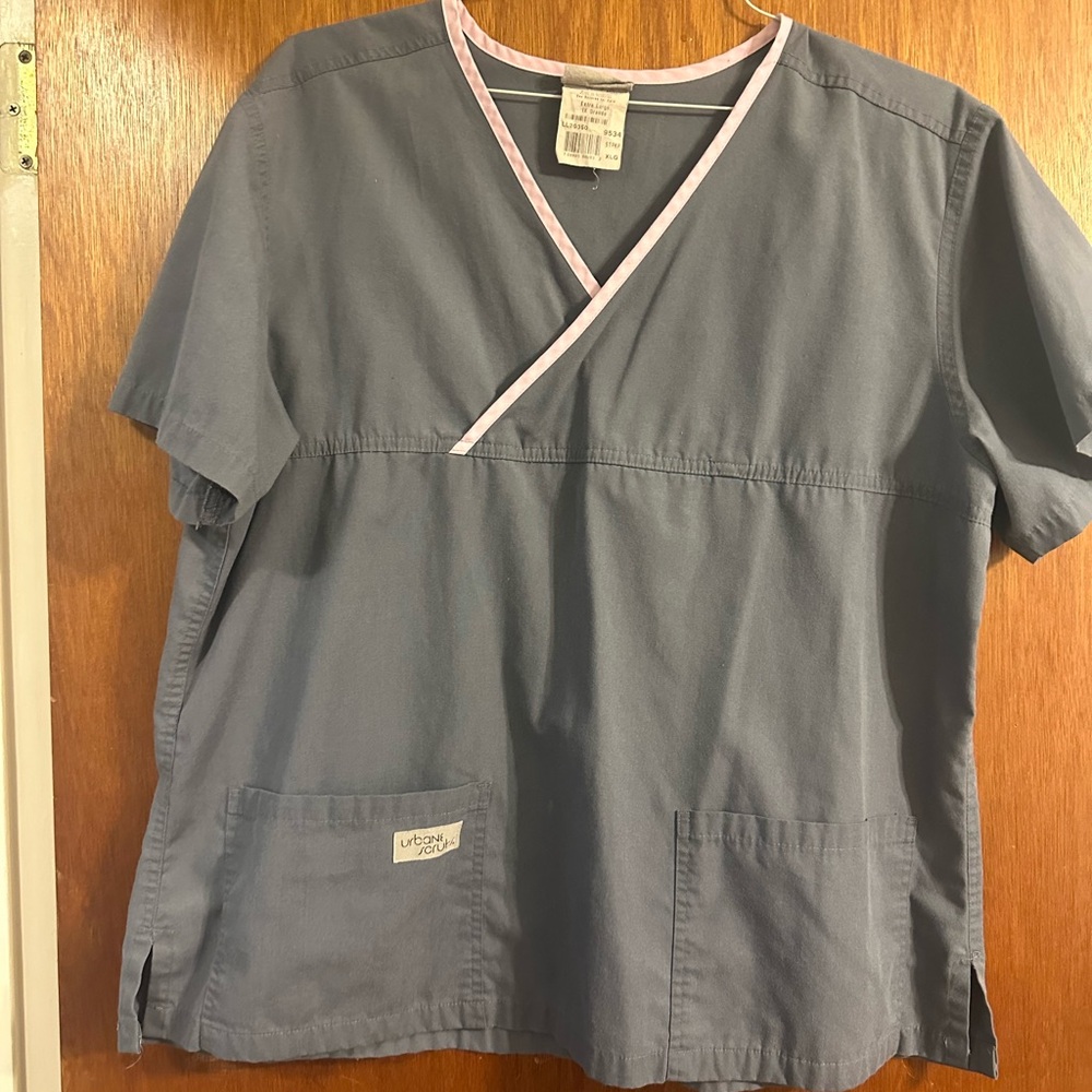 Urbane Gray V-Neck Scrub Top with Pink Trim